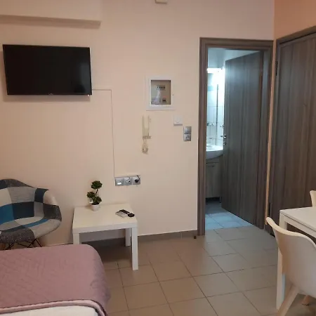 Appartamento Ομορφο Διαμερισμα Και Δωρεάν Χωρο Σταθμευσης Giannina Esterno foto